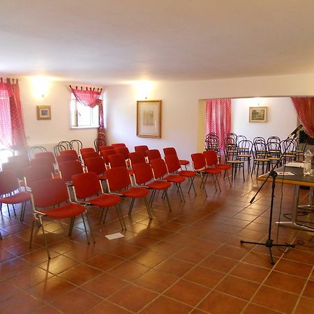 Agriturismo Il Casale Delle Ginestre 菲乌米奇诺 外观 照片