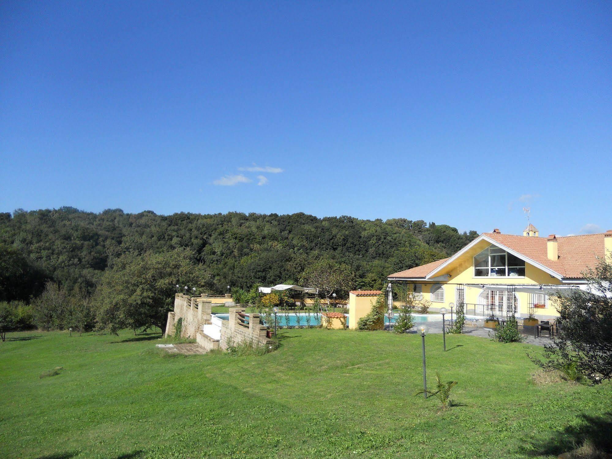 Agriturismo Il Casale Delle Ginestre 菲乌米奇诺 外观 照片