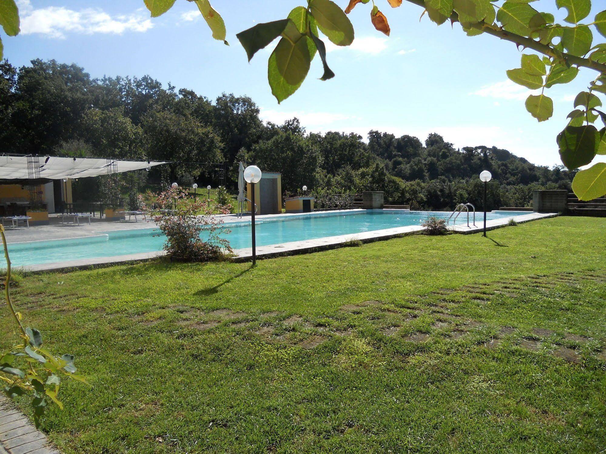 Agriturismo Il Casale Delle Ginestre 菲乌米奇诺 外观 照片